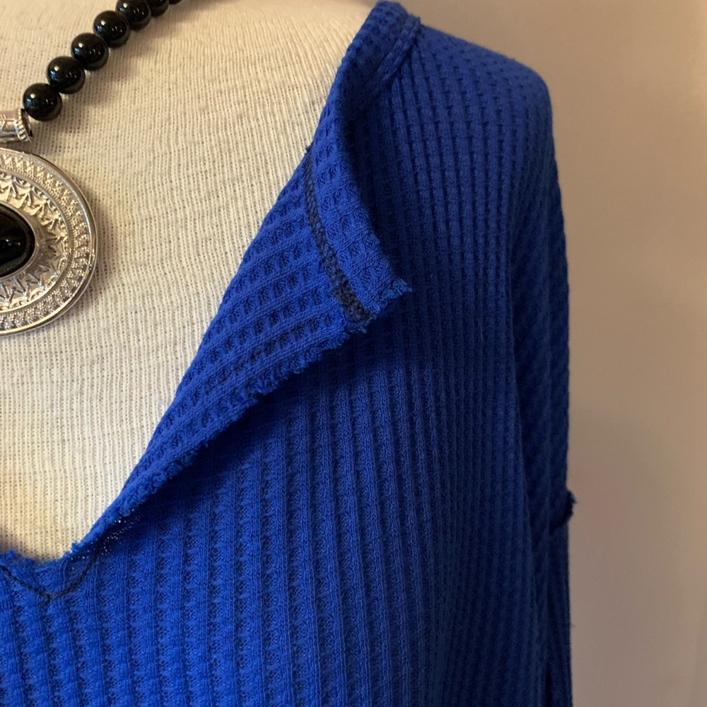 2 for $20🍒 ❤️Fun Royal Blue Top❤️ - Picture 9 of 12